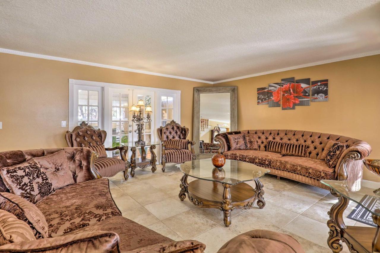 Cozy Home In Heart Of Tampa With Lanai And Pool! Экстерьер фото