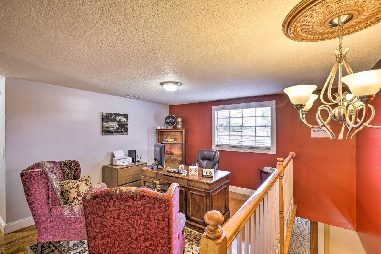 Cozy Home In Heart Of Tampa With Lanai And Pool! Экстерьер фото
