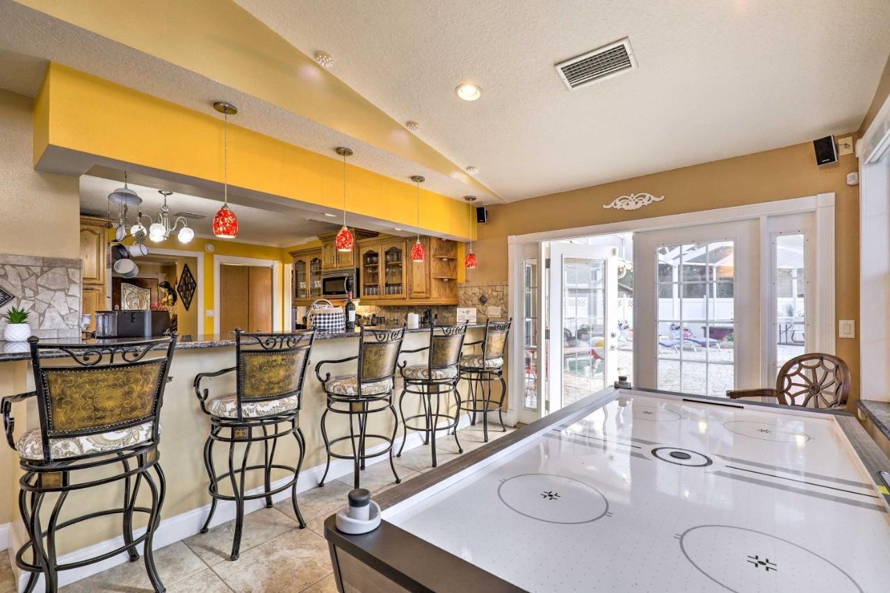 Cozy Home In Heart Of Tampa With Lanai And Pool! Экстерьер фото