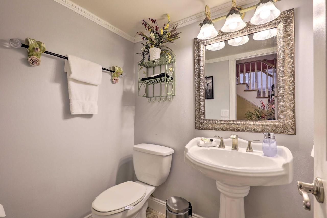 Cozy Home In Heart Of Tampa With Lanai And Pool! Экстерьер фото