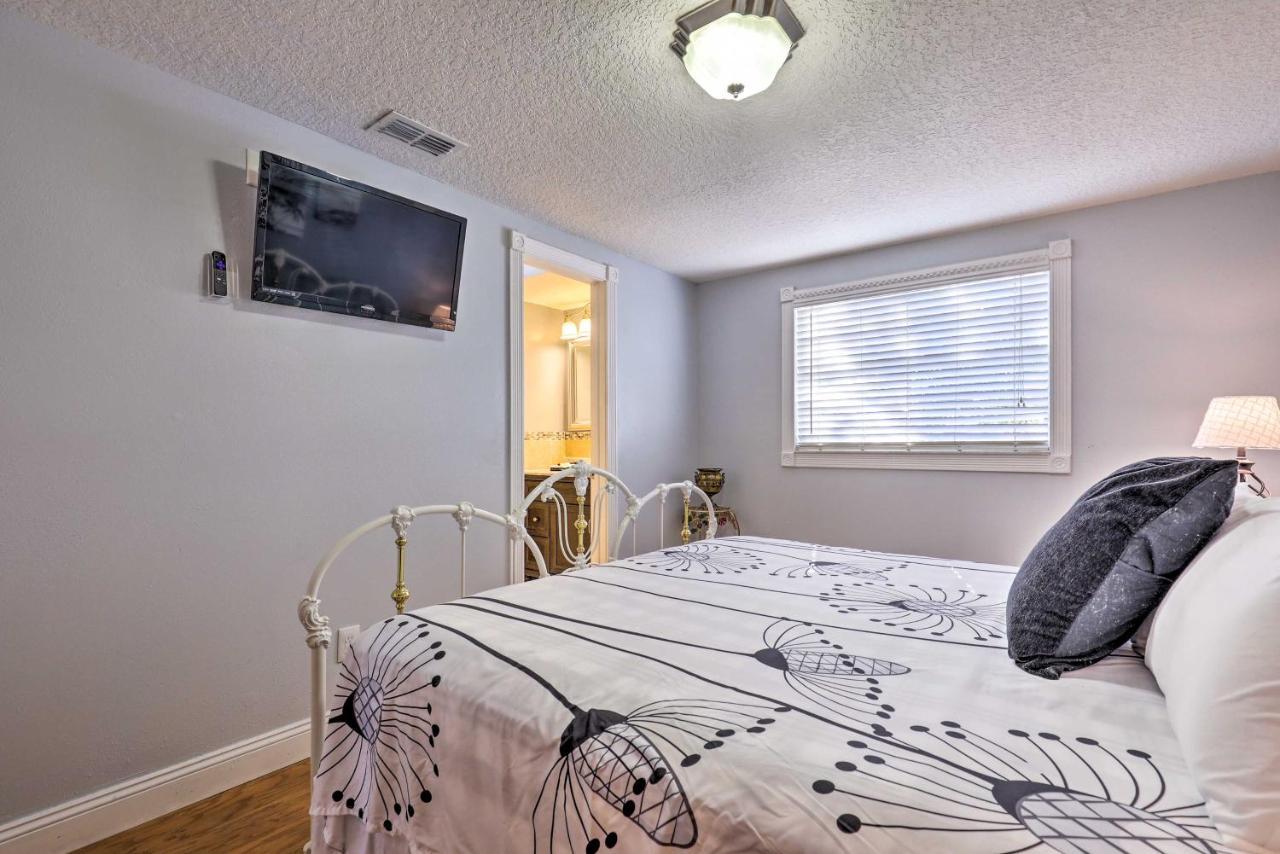 Cozy Home In Heart Of Tampa With Lanai And Pool! Экстерьер фото